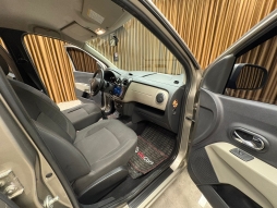 DACİA LODGY 1.5 DCI LAUREATE 7 KİŞİLİK HATASIZ 12 TAKSİT