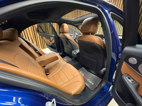 MERCEDES-BENZ C200 4 MATİC AMG İÇİ TABA HATASIZ BOYASIZ 12 TAKST