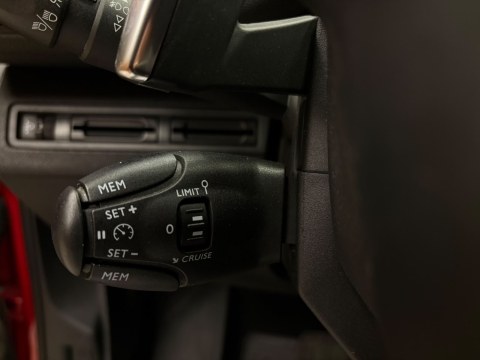 PEUGEOT 3008 1.6 BLUEHDİ ACTİVE SKYPACK CAM TAVAN HATASIZ 12TKST