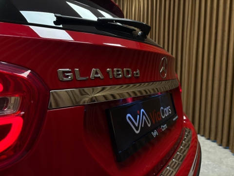 MERCEDES-BENZ GLA 180 CDI AMG GECE PAKET HATASIZ 12 TAKSİT