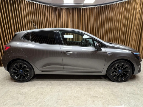 RENAULT CLİO 1.0 TCE TECHNO ESPRİT ALPİNE HATASIZ BOYASIZ