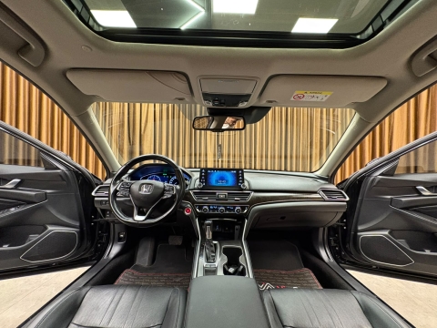 HONDA ACCORD 1.5 VTEC EXECUTİVE HATASIZ BOYASIZ TRAMERSİZ 12TKST
