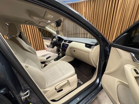 SKODA OCTAVİA 1.6 TDI STYLE OTOMATİK 2017 MODEL 12 TAKSİT
