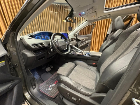 PEUGEOT 3008 1.5 BLUEHDİ ALLURE SELECTİON EAT8 HATASIZ 12 TAKSİT