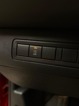 PEUGEOT 1.2 PURETECH ALLURE CAM TAVAN OTOMATİK 12 TAKSİT