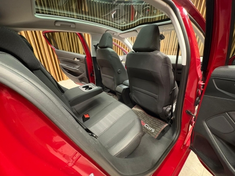 PEUGEOT 1.2 PURETECH ALLURE CAM TAVAN OTOMATİK 12 TAKSİT