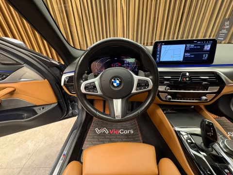 BMW 520İ SPECİAL EDİTİON M SPORT HATASIZ BOYASIZ 12 TAKSİT