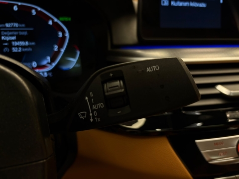 BMW 520İ SPECİAL EDİTİON M SPORT CARBON SCHWARZ HATASZ 12 TAKSİT