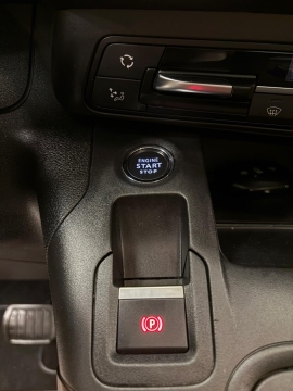 PEUGEOT RİFTER 1.5 BLUEHDI GT CAM TAVAN HATASIZ BOYASIZ 12 TAKST