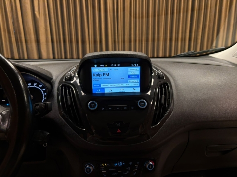 FORD TOURNEO COURİER 1.5 TDCİ TİTANİUM PLUS 12 TAKSİT