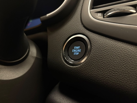 RENAULT MEGANE 1.3 TCe İCON HATASIZ BOYASIZ 2026 MODEL 12 TAKSİT