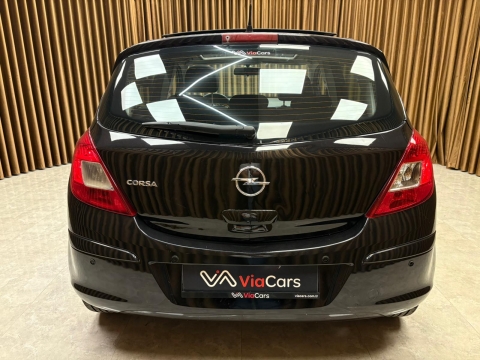 OPEL CORSA 1.4 ENJOY 111.YIL OTOMATİK CAM TAVAN 12 TAKSİT