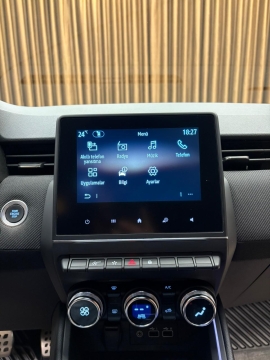 RENAULT CLİO 1.0 TCE TECHNO ESPRİT ALPİNE HATASIZ 12 TAKSİT