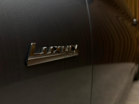 BMW 530İ XDRİVE LUXURY LİNE XDRİVE HATASIZ BOYASIZ 12 TAKSİT