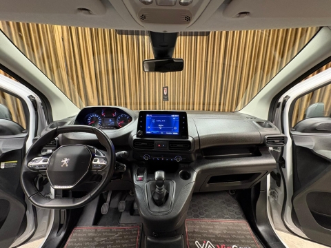PEUGEOT PARTNER 1.5 BLUEHDİ COMFORT ÇİFT SÜRGÜ HATASIZ BOYASIZ