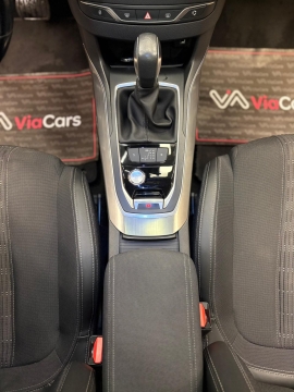 PEUGEOT 1.2 PURETECH ALLURE CAM TAVAN OTOMATİK 12 TAKSİT