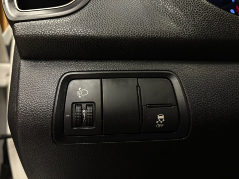 HYUNDAİ İ20 1.4 CRDİ JUMP %20FATURA K.KARTINA 12 TAKSİT %18 ORAN