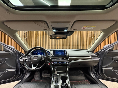 HONDA ACCORD 1.5 VTEC EXECUTİVE PLUS HATASIZ BOYASIZ 12 TAKSİT