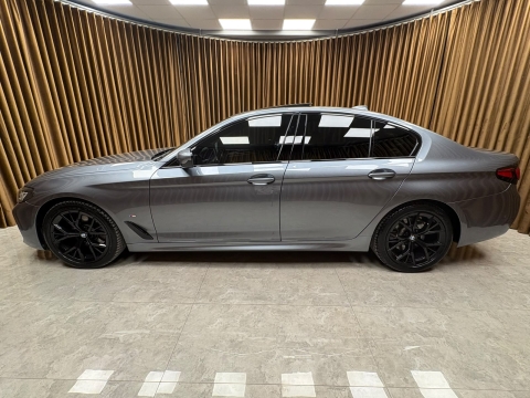 BMW 520İ SPECİAL EDİTİON M SPORT HATASIZ BOYASIZ 12 TAKSİT