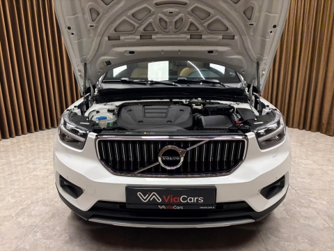 VOLVO XC40 1.5 T3 INSCRİPTİON SERVİS BKM. HATASIZ 12 TAKSİT