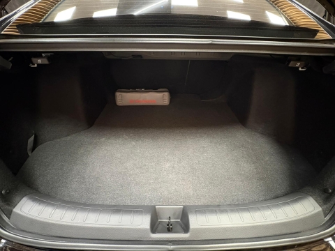 HONDA CİVİC 1.5VTEC ELEGANCE PLUS HATASIZ BOYASIZ 12 TAKSİT