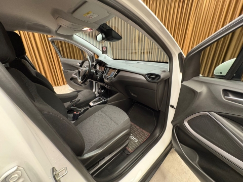 OPEL CROSSLAND 1.5 TURBO ESSENTİAL OTOMATİK HATASIZ 12 TAKSİT