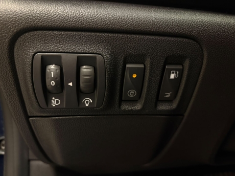 RENAULT MEGANE 1.3 TCe İCON HATASIZ BOYASIZ 2026 MODEL 12 TAKSİT