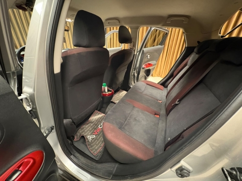 NİSSAN JUKE 1.6 PLATİNUM OTOMATİK 2012 MODEL