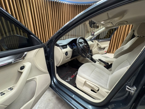 SKODA OCTAVİA 1.6 TDI STYLE OTOMATİK 2017 MODEL 12 TAKSİT