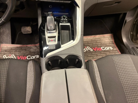 PEUGEOT 3008 ACTİVE PİREME EDİTİON CAM TAVAN HATASIZ 12 TAKSİT