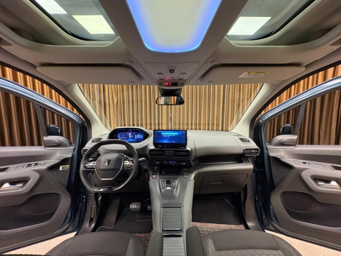 PEUGEOT RİFTER 1.5 BLUEHDI GT CAM TAVAN HATASIZ BOYASZ 12 TAKSİT