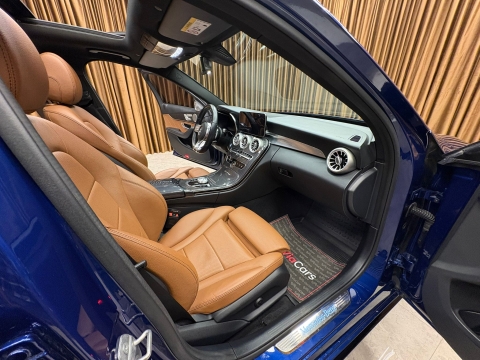 MERCEDES-BENZ C200 4 MATİC AMG İÇİ TABA HATASIZ BOYASIZ 12 TAKST