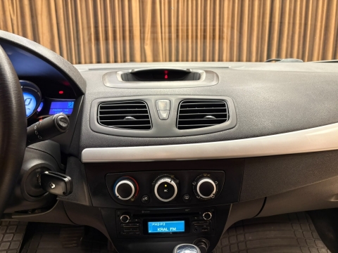 RENAULT FLUENCE 1.5DCİ JOY ÇELİK JANT HATASIZ 12 TAKSİT İMKANI