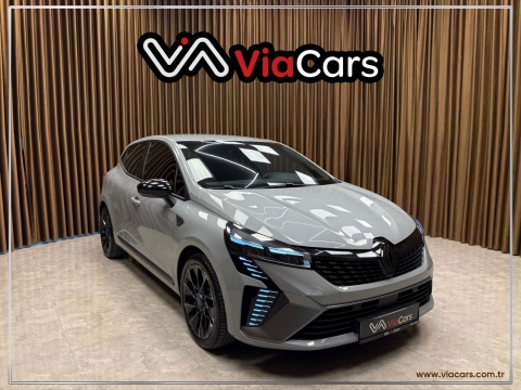 RENAULT CLİO 1.0 TCE TECHNO ESPRİT ALPİNE HATASIZ 12 TAKSİT