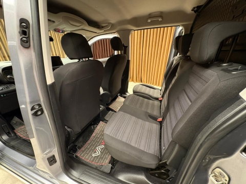 OPEL COMBO 1.5 CDTI ENJOY OTOMATİK HATASIZ BOYASIZ 12 TAKSİT