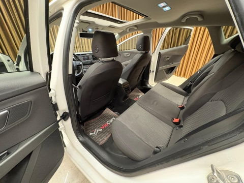 SEAT LEON 1.2 TSI STYLE OTOMATİK CAM TAVAN 12 TAKSİT