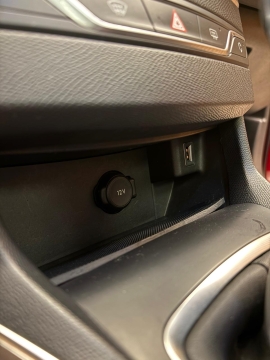 PEUGEOT 1.2 PURETECH ALLURE CAM TAVAN OTOMATİK 12 TAKSİT