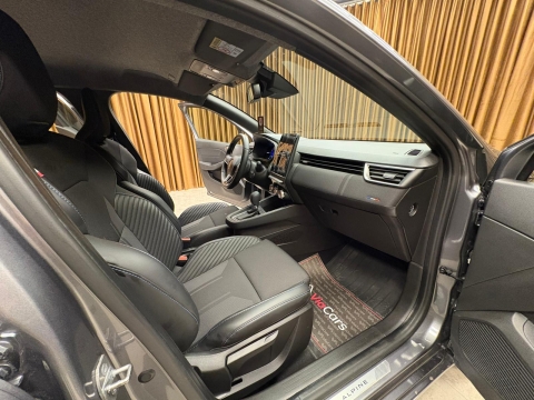 RENAULT CLİO 1.0 TCE TECHNO ESPRİT ALPİNE HATASIZ BOYASIZ