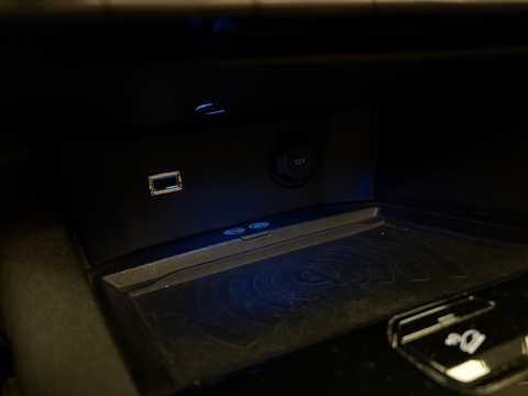 PEUGEOT 3008 ACTİVE PİREME EDİTİON CAM TAVAN HATASIZ 12 TAKSİT