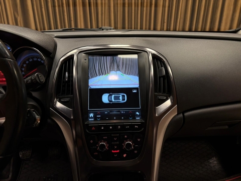 OPEL ASTRA 1.3 CDTI COSMO TESLA EKRAN HATASIZ BOYASIZ 12 TAKSİT