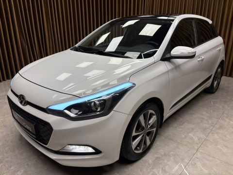 HYUNDAİ İ20 1.4 MPİ ELİTE OTOMATİK CAM TAVAN 12 TAKSİT