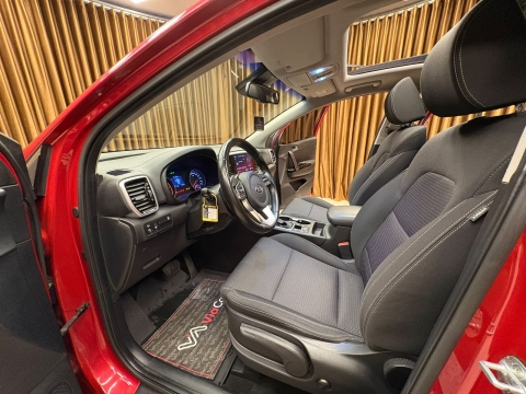 KİA SPORTAGE 1.6 CRDI ELEGANCE 4X2 CAM TAVANLI HATASIZ 12 TAKSİT