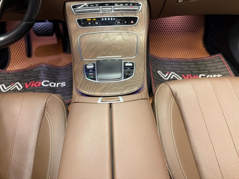 MERCEDES-BENZ E200D EXCLUSİVE İÇİ TABA/COMMAND/ÇİFTHFZ 12 TAKSİT