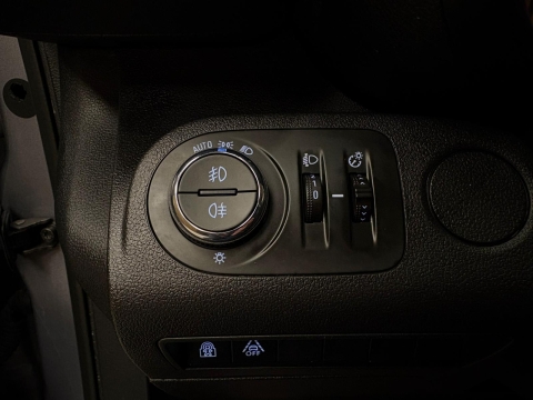 OPEL COMBO 1.5 CDTI ENJOY OTOMATİK HATASIZ BOYASIZ 12 TAKSİT