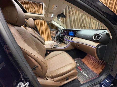 MERCEDES-BENZ E200D EXCLUSİVE İÇİ TABA/COMMAND/ÇİFTHFZ 12 TAKSİT