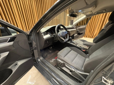 VW PASSAT 1.6 TDI BUSİNESS DSG 2019 MODEL HATASIZ 12 TAKSİT