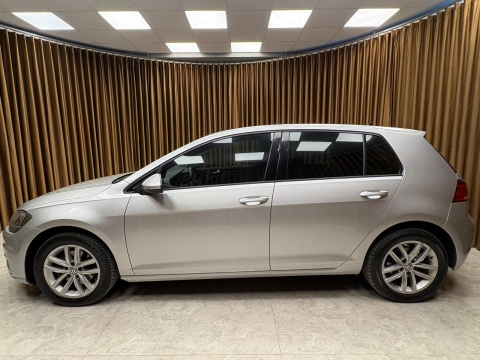 VW GOLF 1.6 TDI COMFORTLİNE DSG CAM TAVAN HATASIZ 12 TAKSİT