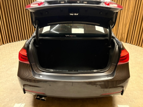 BMW 320İ ED 40. YIL LCİ/İÇİ TABA HATASIZ BOYASIZ TRAMERSİZ