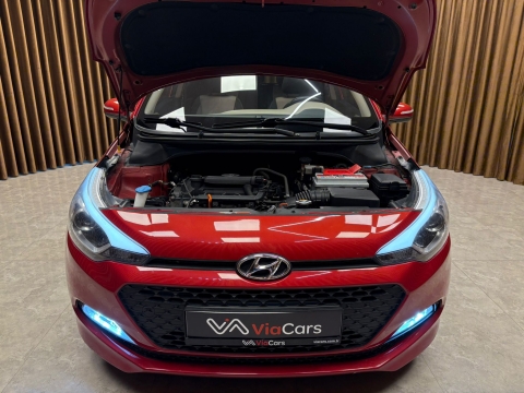 HYUNDAİ İ20 1.4 MPİ ELİTE OTOMATİK CAM TAVAN HATASIZ 12 TAKSİT