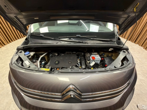 CİTROEN BERLİNGO 1.5 BLUEHDİ SHİNE CAM TAVAN HATASIZ 12 TAKSİT